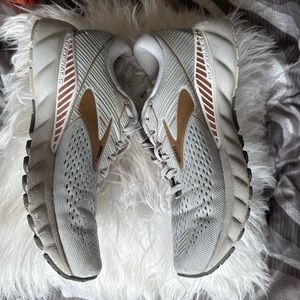 Brooks Running Shoes — Light Gray with Tan Accents
